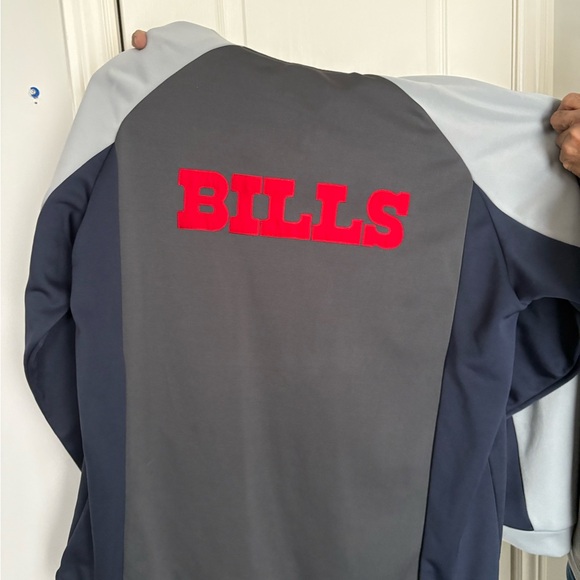 Men's Gray and Black NFL Team Jacket - Picture 2 of 3